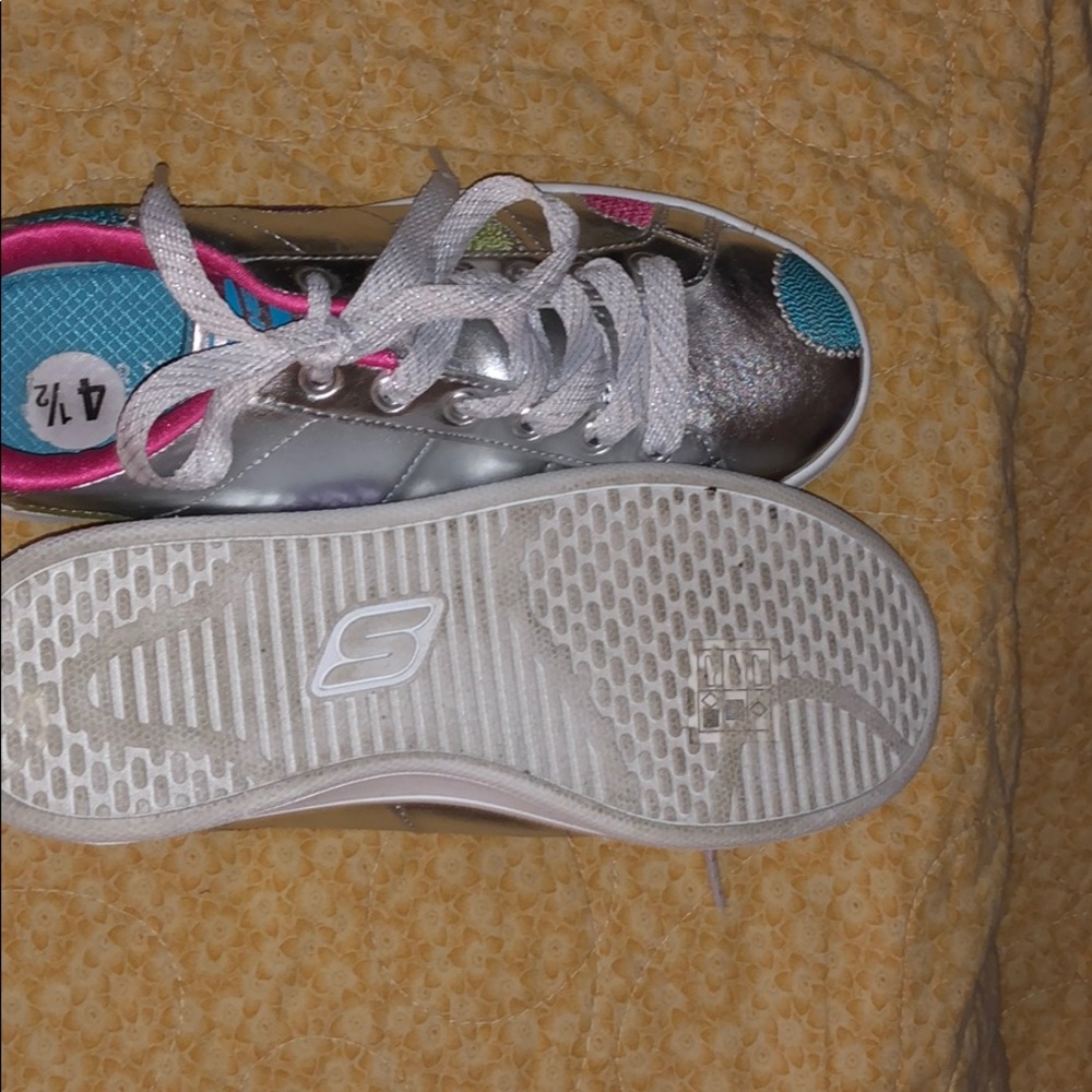Shoes - Picture 2 of 2